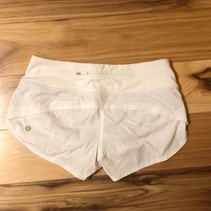 White Lululemon speed up 2.5 shorts